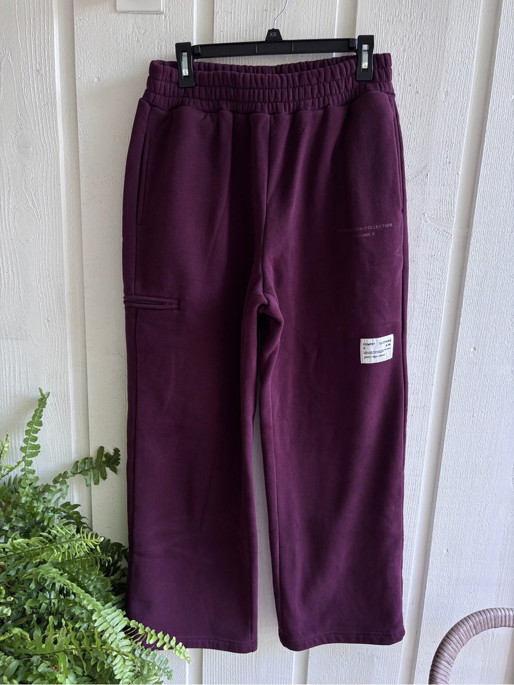 Comfrt Affirmation Collection Wide-Leg Lounge Pants in Maroon